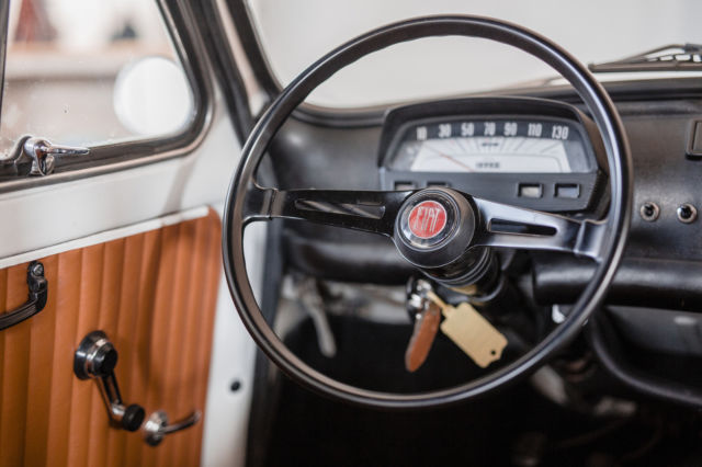 1971 Fiat 500 Stunning "Bianco" 233 with Ocra/Black interior - photo 8