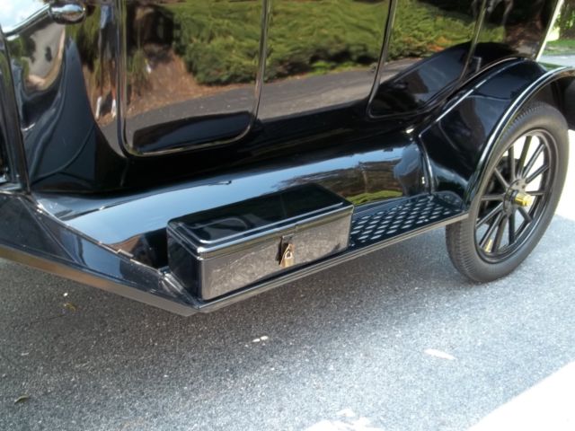 1915 Ford Model T - photo 6