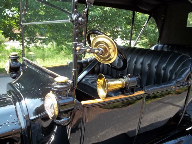 1915 Ford Model T - photo 8