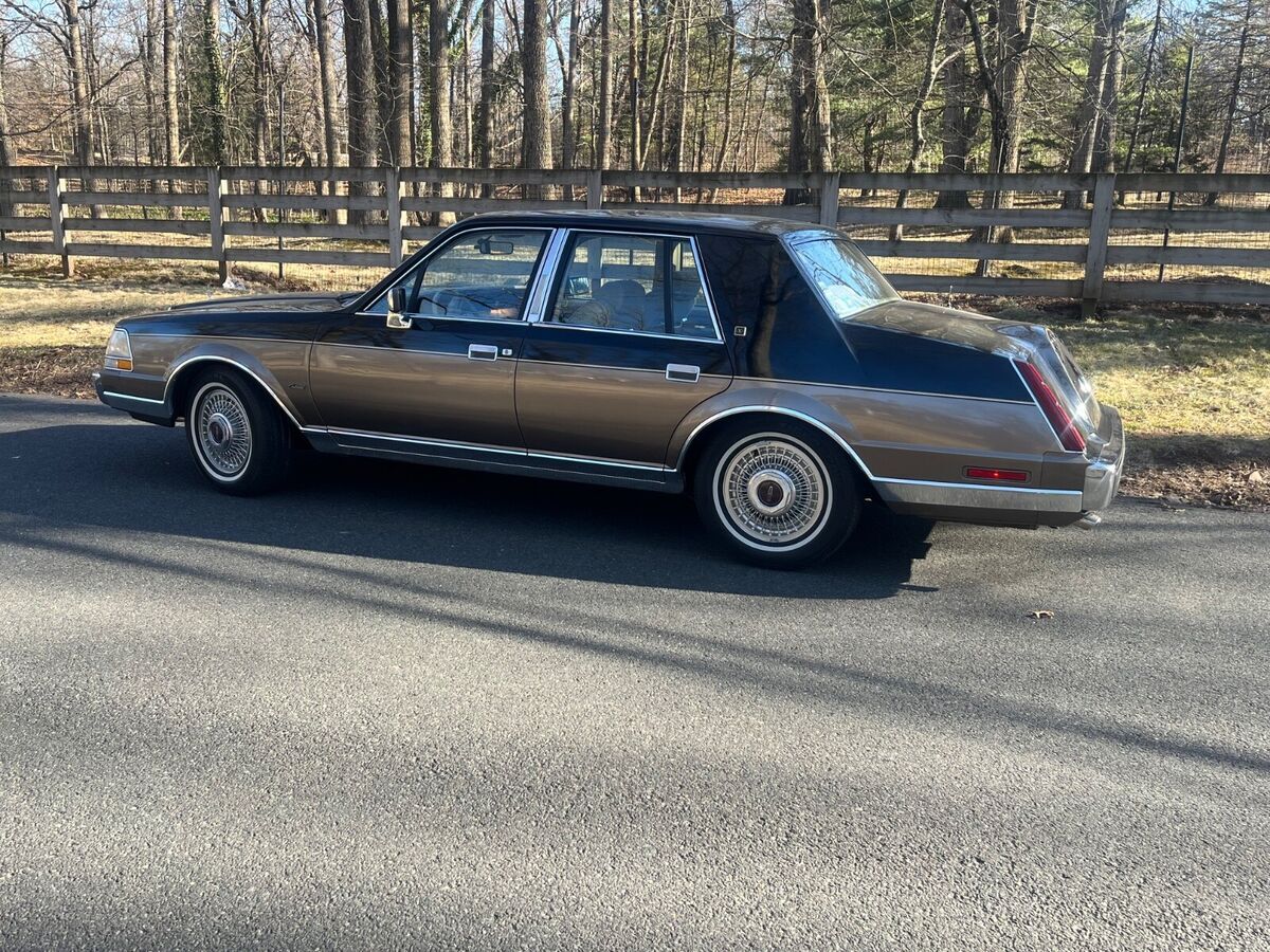 1985 Lincoln Continental Valentino Edition - photo 7