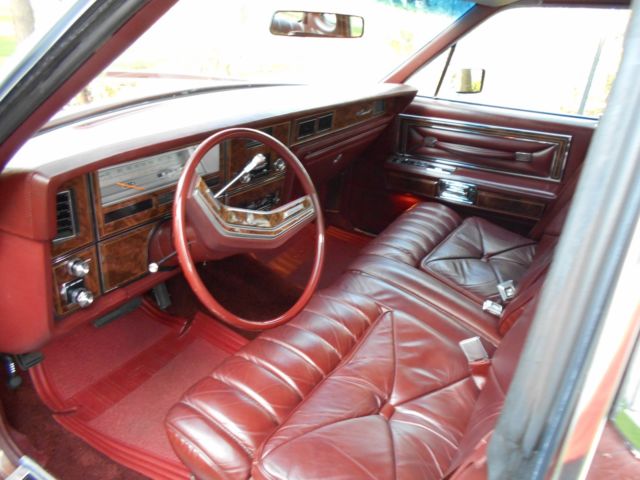 1979 Lincoln Continental Williamsburg Edition - photo 9