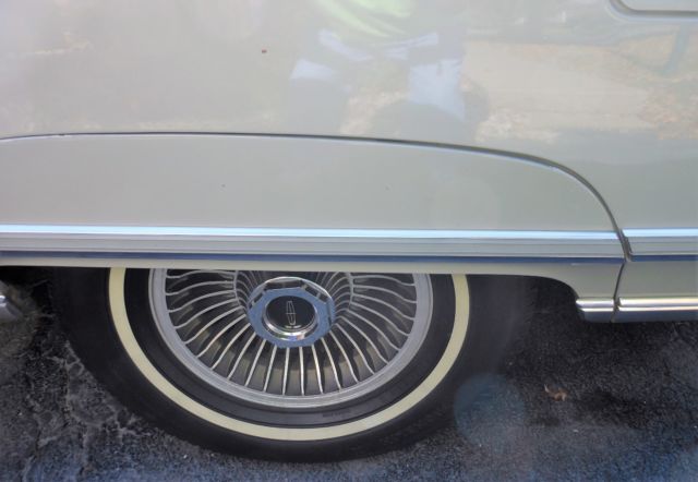1977 Lincoln Continental Town Coupe' - photo 10