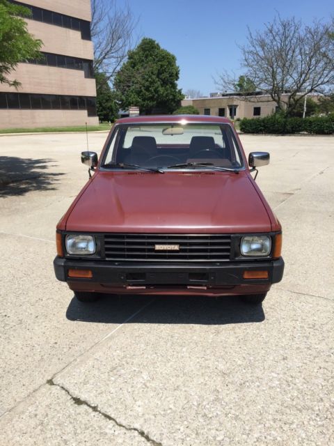 1986 Toyota Pickup - photo 2