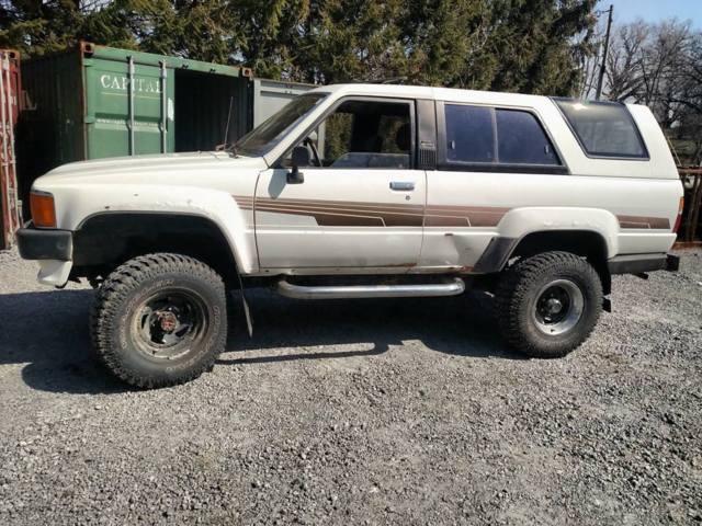 1986 Toyota 4Runner - photo 2