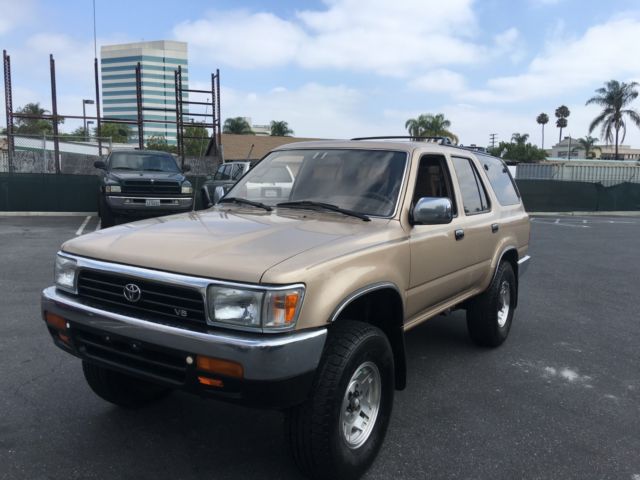 Toyota 4runner 4x4. rare 5 speed , one owner , low miles. 1994 Toyota 4Runner SR5