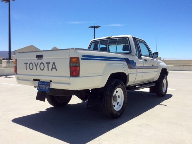 1986 Toyota Pickup HiLux - photo 5