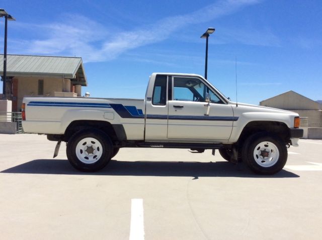 1986 Toyota Pickup HiLux - photo 7