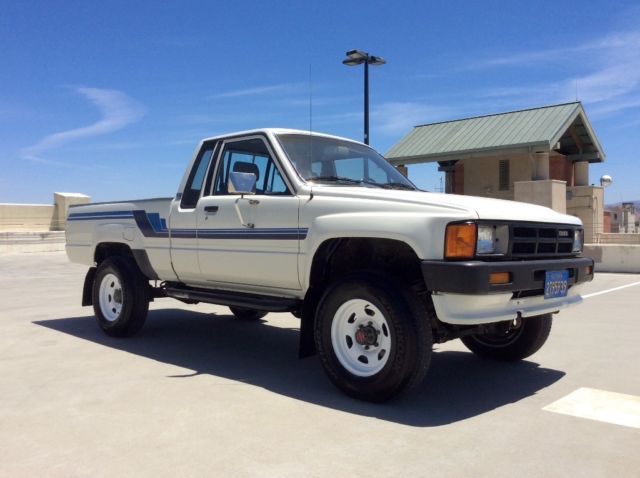 1986 Toyota Pickup HiLux - photo 8