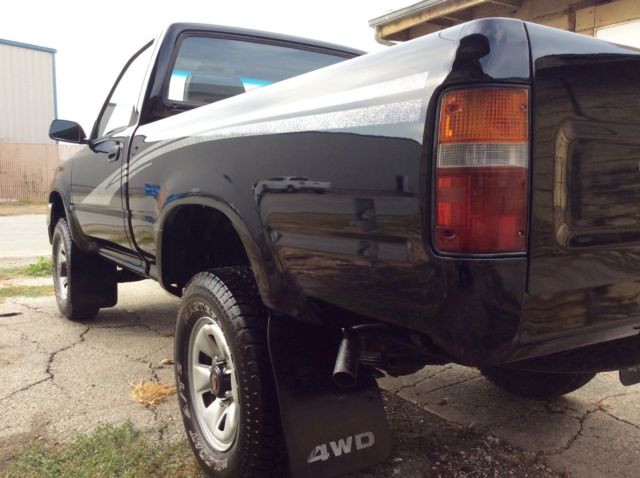 1993 Toyota Pickup DLX - photo 7
