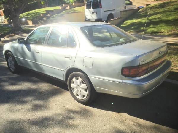 1994 Toyota Camry - photo 3