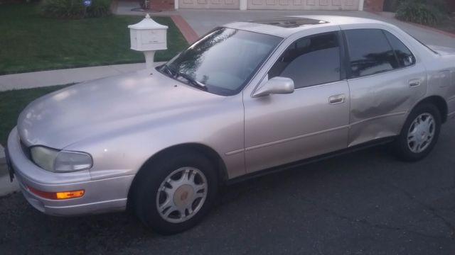 Toyota Camry Year 1994 Clear title 288k miles Tags Good California Runs Good 1994 Toyota Camry