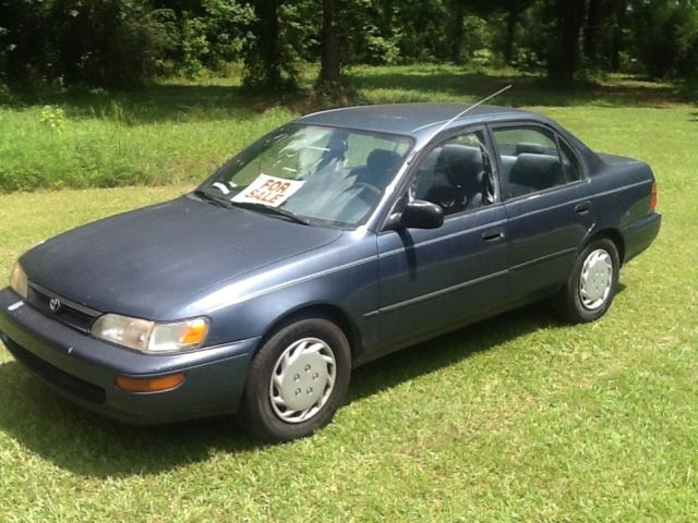 Toyota Carolla (1994 model) 1994 Toyota Corolla Blue