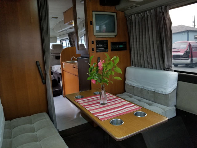 1992 Toyota Coaster Camping Saloon - photo 8