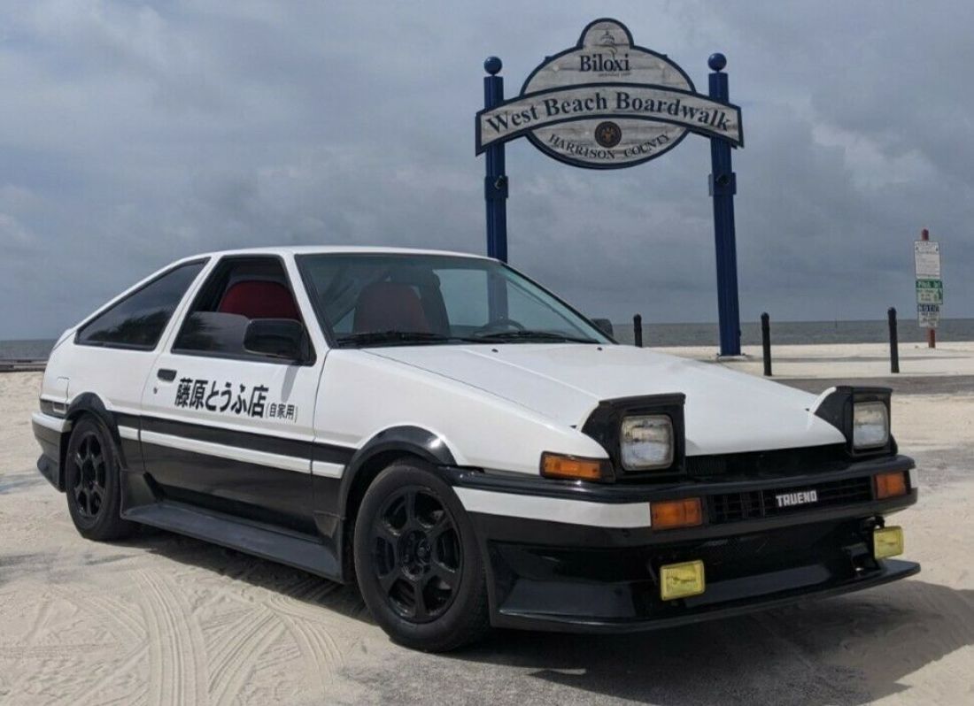 Toyota Corolla AE86 Sprinter Trueno Initial D 1986 Toyota Corolla SPORT SR5