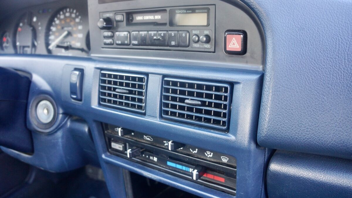 1991 Toyota Corolla DLX - photo 13