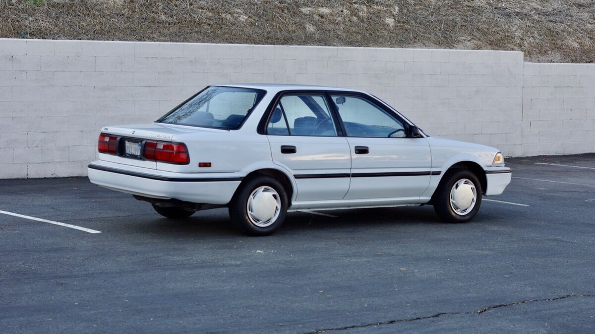 1991 Toyota Corolla DLX - photo 6