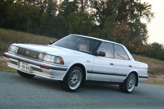 1989 Toyota Crown ROYAL SALOON