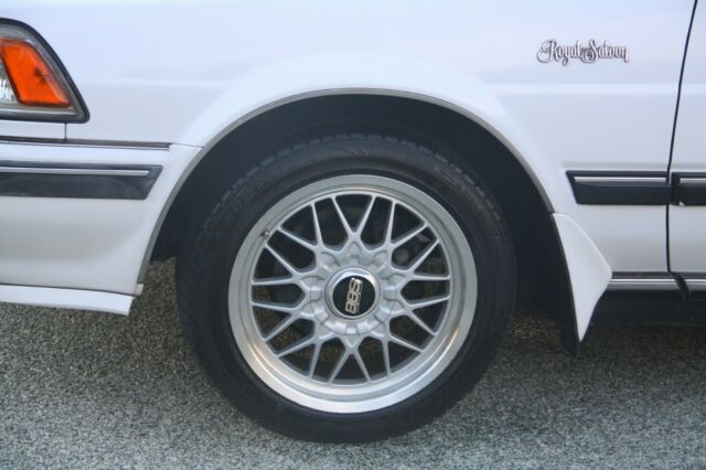 1989 Toyota Crown ROYAL SALOON - photo 3
