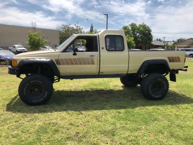 1985 Toyota Pickup CUSTOM CAB - photo 4