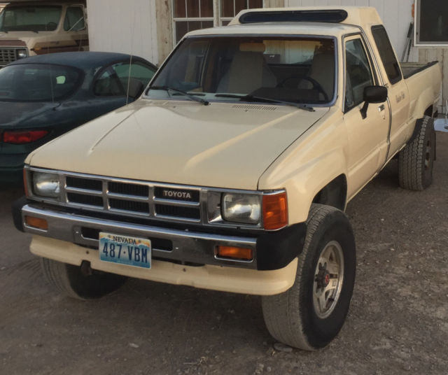 TOYOTA CUSTOM CAB 4X4 Turbo - 22RET Turbo Motor +Low Mile 22RE-R Motor 1986 Toyota Pickup CUSTOM CAB TURBO