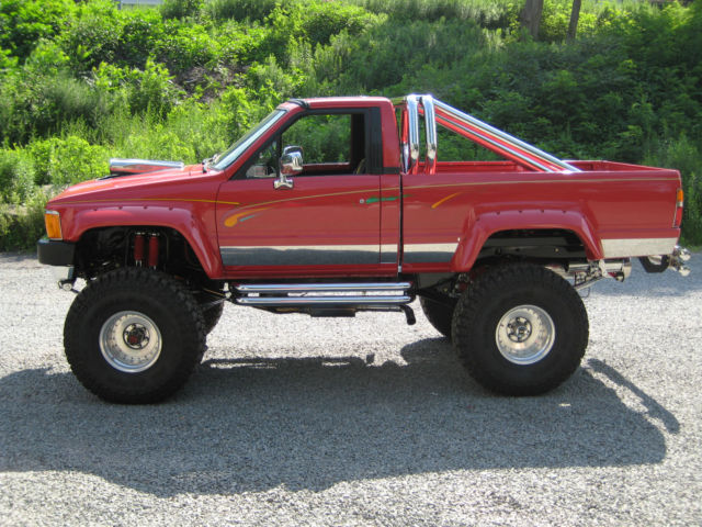 1984 Toyota 4 wheel drive - photo 2