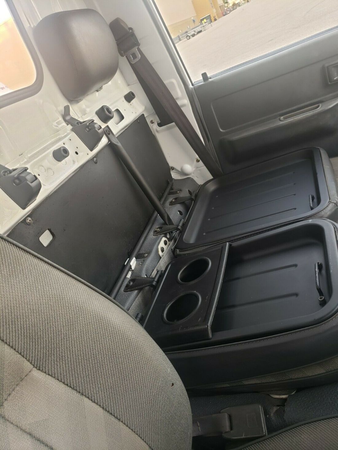 1993 Toyota DYNA 150 U-LY50-MDBM PA11 - photo 4