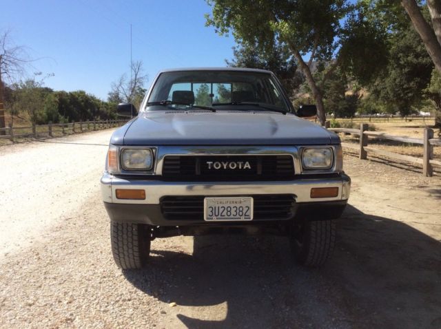 1989 Toyota Pickup SR5 - photo 9