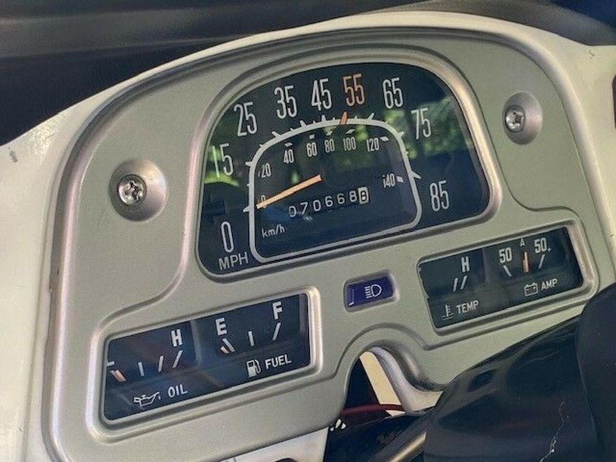 1982 Toyota Land Cruiser FJ40 - photo 8