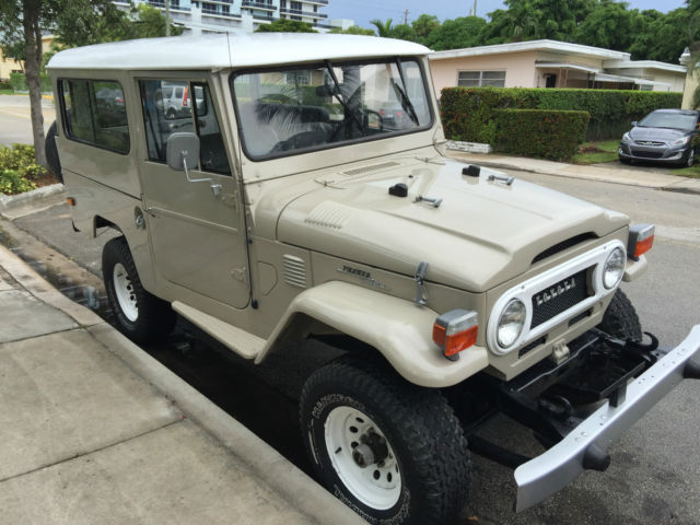1971 Toyota Land Cruiser FJ43 - photo 2