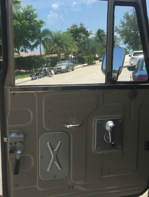 1971 Toyota Land Cruiser FJ43 - photo 9
