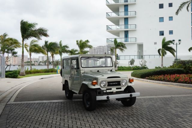 1974 Toyota Land Cruiser FJ43 - photo 8