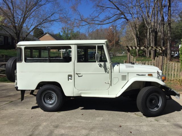 1974 Toyota Land Cruiser FJ43 - photo 9