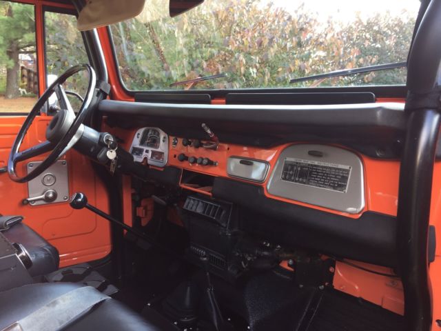 1974 Toyota Land Cruiser FJ-40 - photo 11