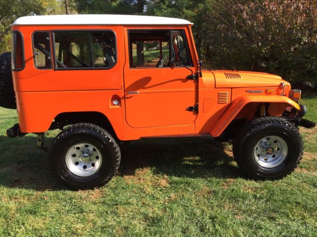 1974 Toyota Land Cruiser FJ-40 - photo 5