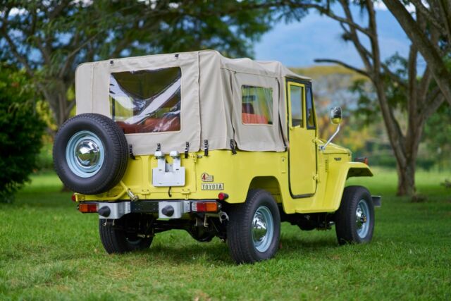 1977 Toyota Land Cruiser - photo 2