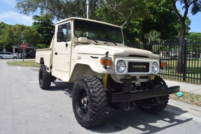 1982 Toyota Land Cruiser - photo 4