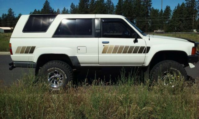 1985 Ford Mustang - photo 2