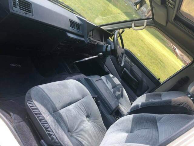 1980 Toyota Hiace - photo 5