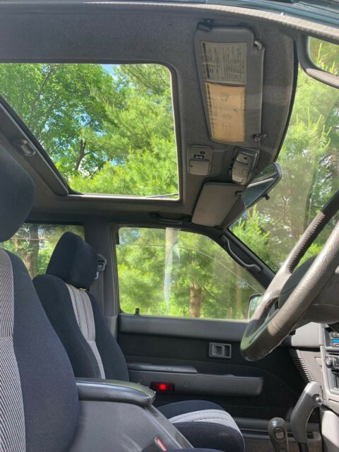 1994 Toyota Hilux - photo 9