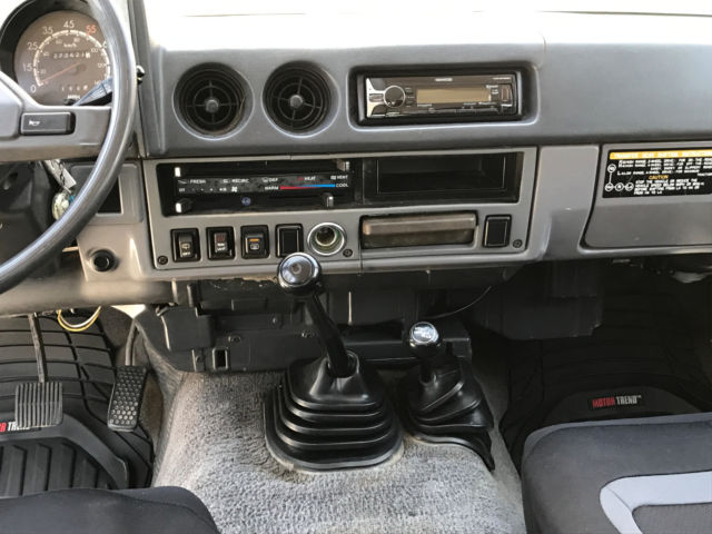 1985 Toyota Land Cruiser FJ60 - photo 11