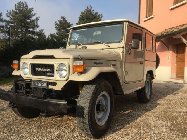 TOYOTA LAND CRUISER BJ 40 1980 Toyota Land Cruiser