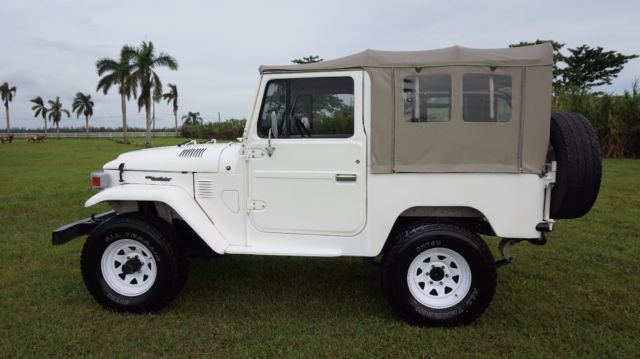 1983 Toyota Land Cruiser FJ 40 - photo 2