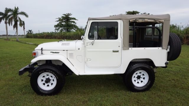 1983 Toyota Land Cruiser FJ 40 - photo 3