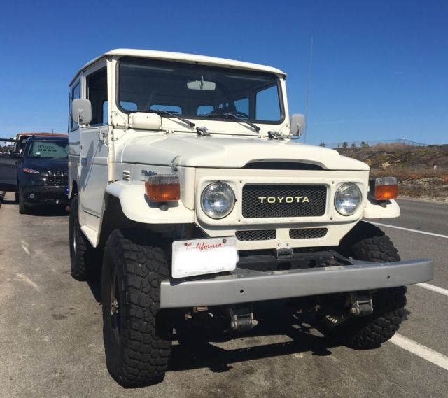1982 Toyota Land Cruiser FJ-40 - photo 2