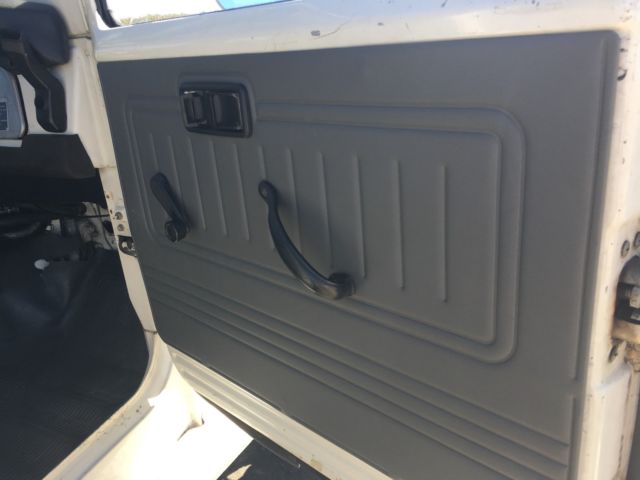 1982 Toyota Land Cruiser FJ-40 - photo 5