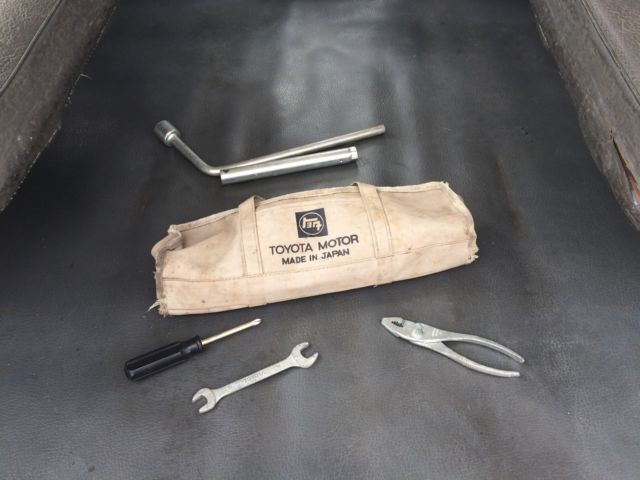 1982 Toyota Land Cruiser FJ-40 - photo 7