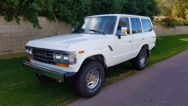 Toyota Land Cruiser FJ-62 1990 Toyota Land Cruiser