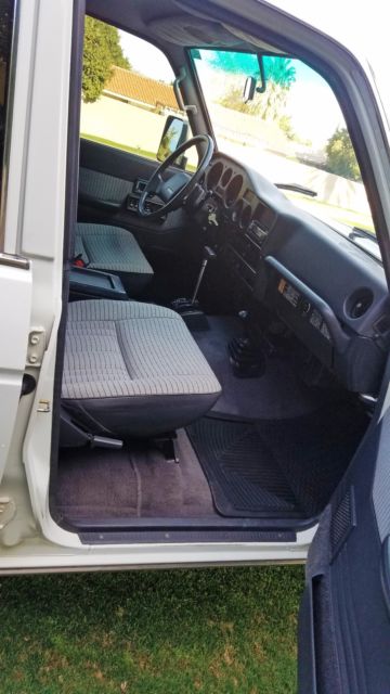 1990 Toyota Land Cruiser - photo 12