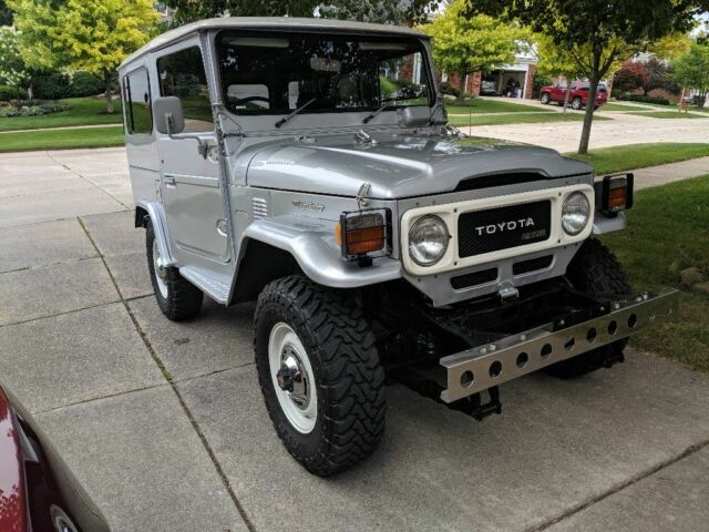 1980 Toyota Land Cruiser FJ40 - photo 7