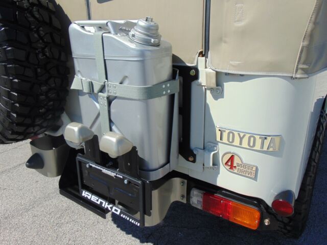 1981 Toyota Land Cruiser FJ43 - photo 13